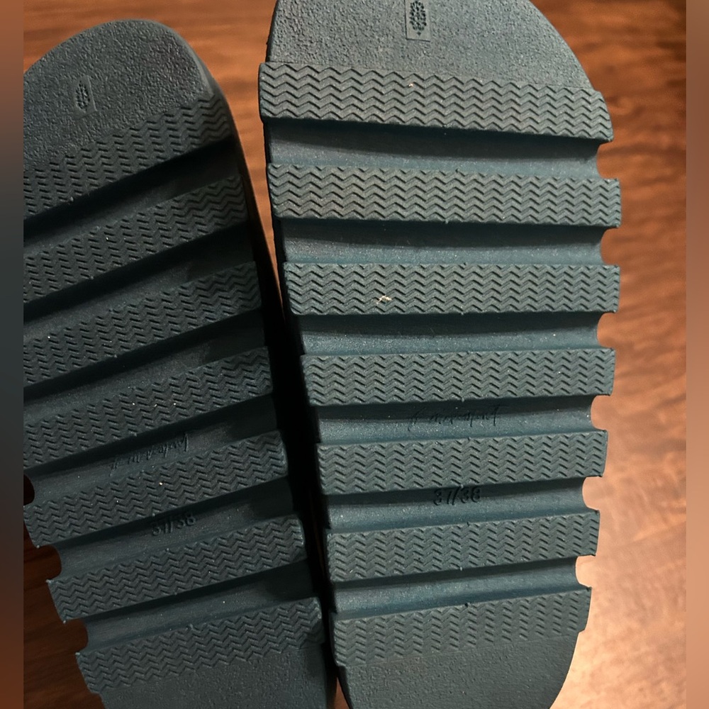 Free People Movement Mule - Picture 5 of 6